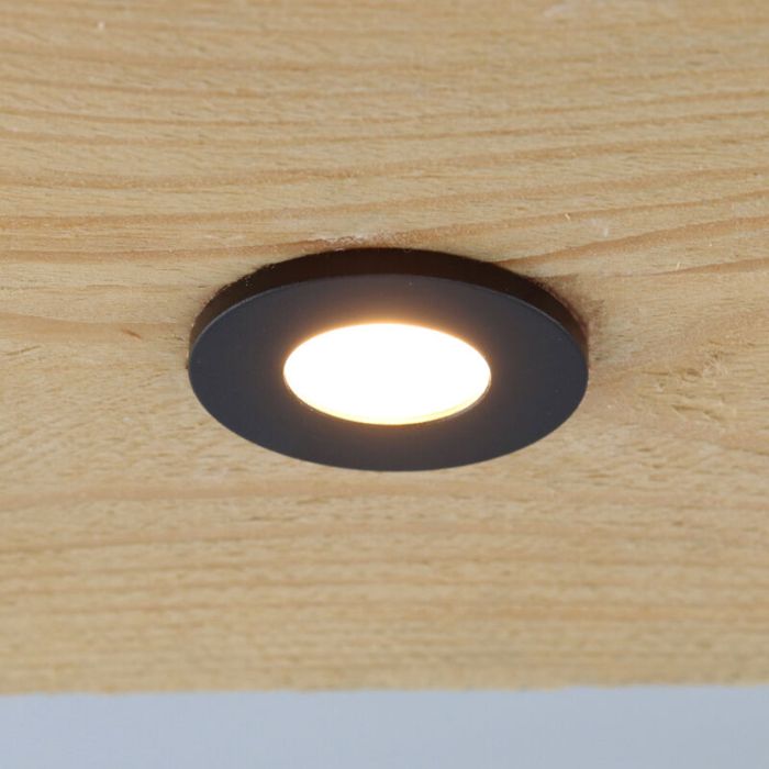 22 spots encastrés veranda noir Dico, IP65, avec kit de connexion et télécommande